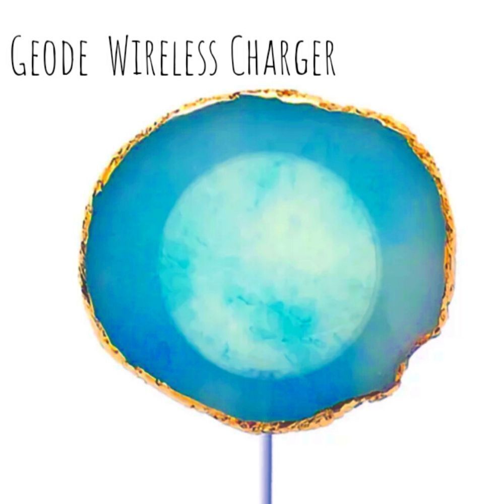 Blue "crystal geode" wireless charging pad by Phunkeetree
